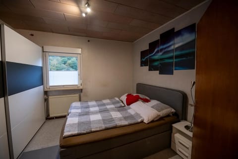 Bed, Bedroom, Mountain view, storage, wardrobe