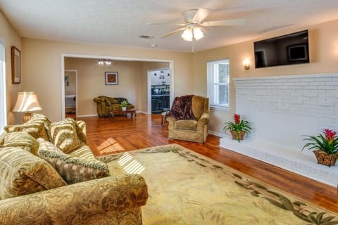 Tuskegee Countryside Retreat on 7 Acres! House in Alabama