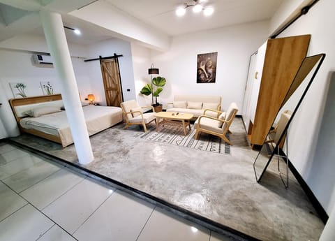 Living room, Banquet/Function facilities, Bedroom, Meeting/conference room