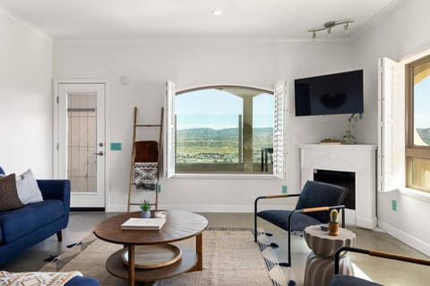 Hilltop Haven House in Yucca Valley