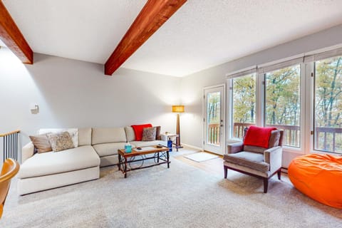 Hibernation Hideaway House in McHenry