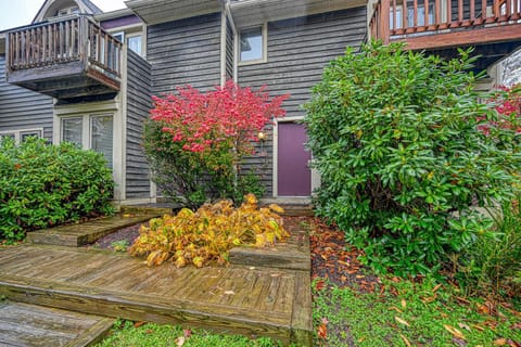 Hibernation Hideaway House in McHenry