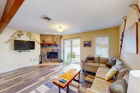 Hartwood K House in McHenry