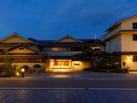 Property building, Night