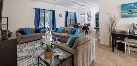 154YSD-Watersong House in Loughman