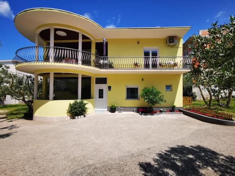 Villa Dalma Bed and Breakfast in Tučepi