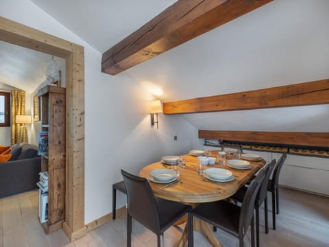 Appartement charmant 4 pièces avec parking et WiFi à Courchevel - FR-1-563-145 Apartment in Saint-Bon-Tarentaise
