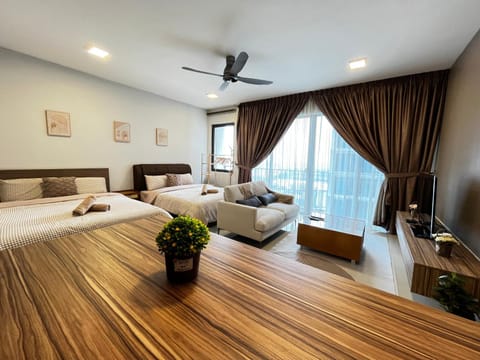 Bed, TV and multimedia, Living room, Seating area, Bedroom, fireplace