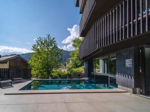 Property building, Spa and wellness centre/facilities, Swimming pool, Swimming pool