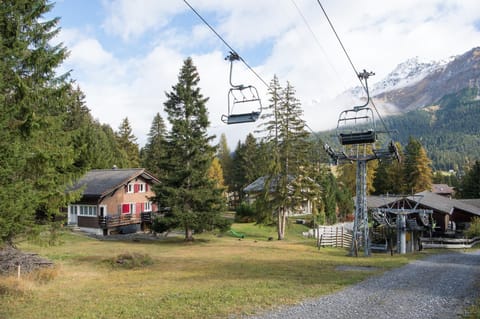 Property building, Facade/entrance, Off site