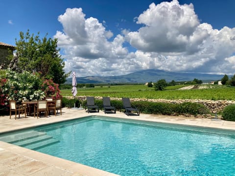 Mountain view, Swimming pool