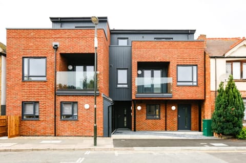 Property building, Street view