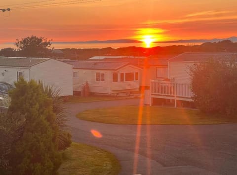 Caravan 521 shuker Barmouth Campground/ 
RV Resort in Barmouth