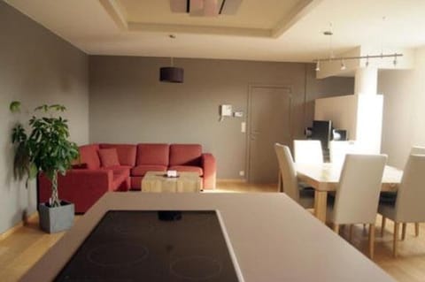 Kitchen or kitchenette, Living room, Dining area