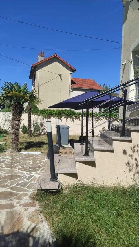 Joli Appartement de vacances Apartment in Île-de-France