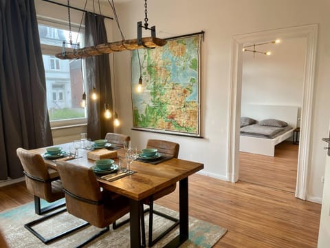 Dining area, Dinner