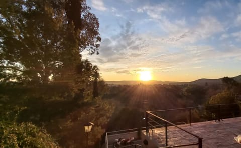 Natural landscape, Balcony/Terrace, Mountain view, Sunrise