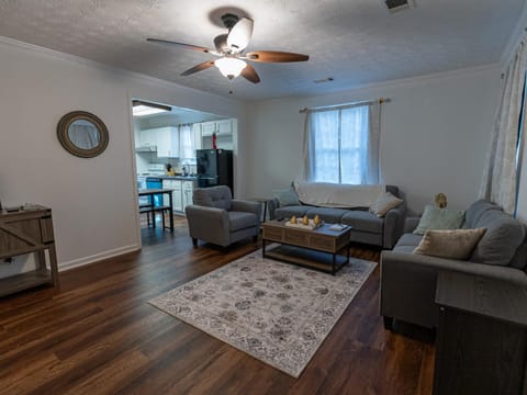 Communal lounge/ TV room, Living room