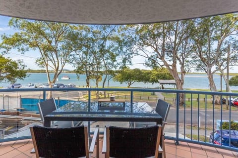 Balcony/Terrace, River view