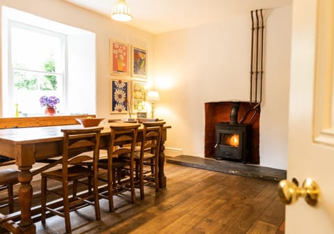 Panteg - a gorgeous retreat near the coast for 10 House in Cardigan