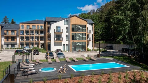 Property building, Swimming pool