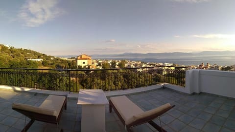 Nearby landmark, City view, Landmark view, Mountain view, Sea view