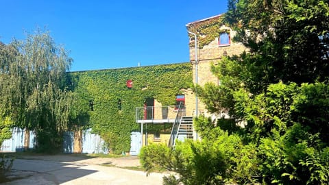 Property building, Facade/entrance, Spring, Day, Natural landscape, Garden view