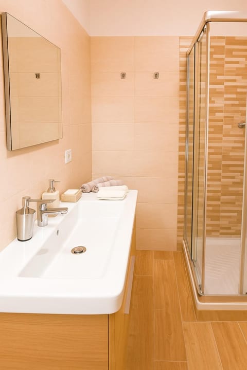 Alpine Window Apartment in Tarvisio