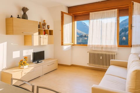 Alpine Window Apartment in Tarvisio