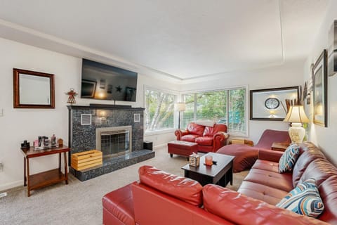 Historic SW Portland Sanctuary House in Tigard