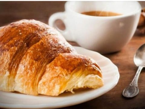 Sun shine Apartment in Milan