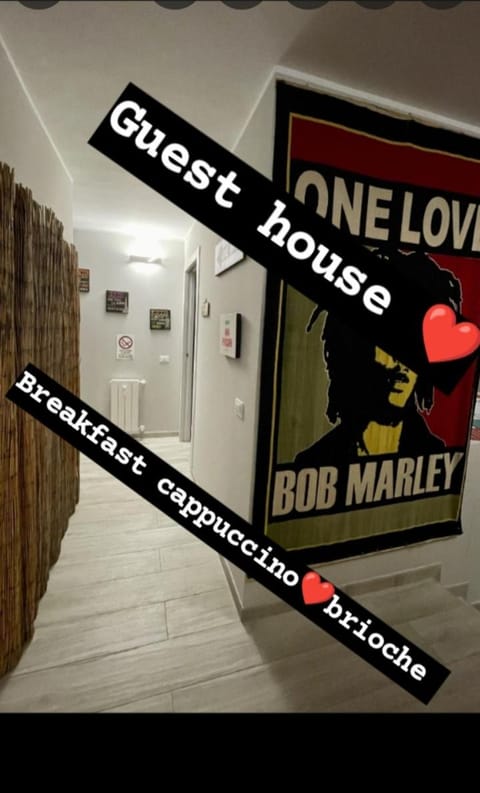 Sun shine Apartment in Milan