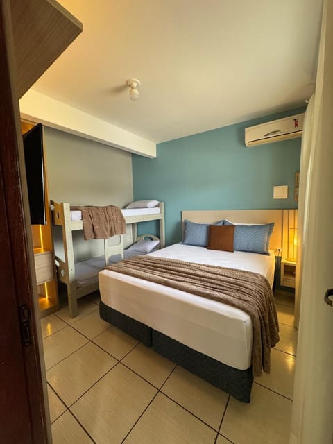 Photo of the whole room, air conditioner