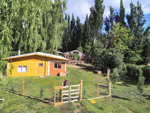Property building, Off site, Natural landscape, Garden, Garden view