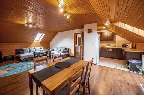 Living room, Dining area, kitchen