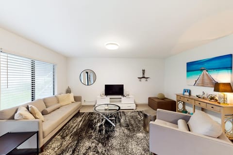 Starfish Wishes Apartment in Singer Island