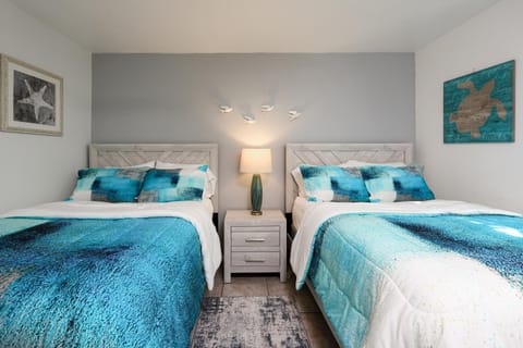 Oceanside Beach Condos House in Oceanside