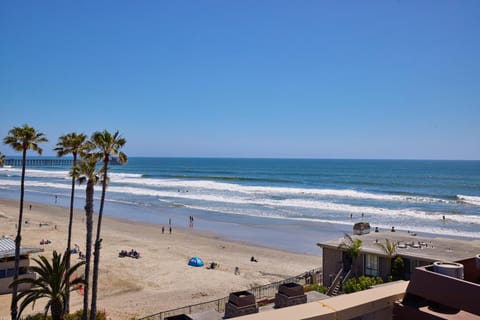 Oceanside Beach Condos House in Oceanside