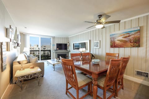 Oceanside Beach Condos House in Oceanside