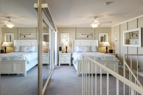 Oceanside Beach Condos House in Oceanside