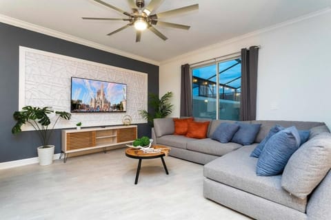 TV and multimedia, Seating area
