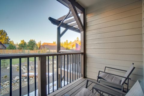 McCall Vacation Rental with Private Balcony and Grill! Apartment in McCall