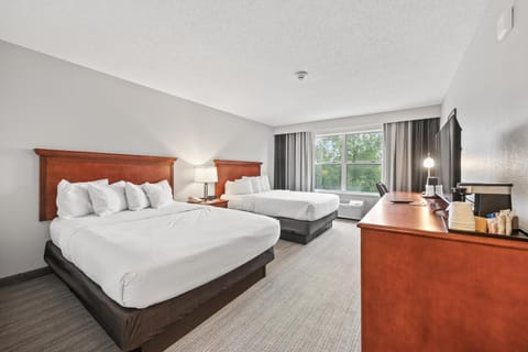 Independence Stay Hotel & Suites Hotel in Door County
