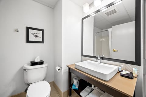 Independence Stay Hotel & Suites Hotel in Door County