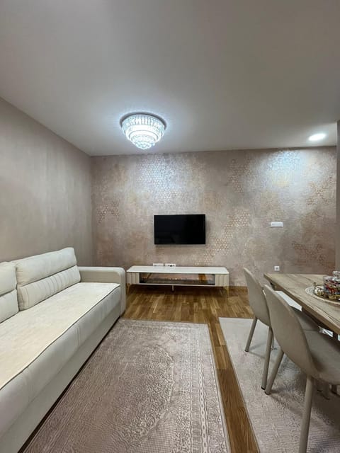 PANDORA AVENY CACAK Apartment in Serbia