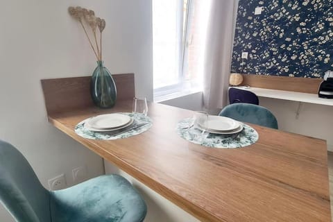 Studio entièrement rénové proche gare Apartment in Cambrai