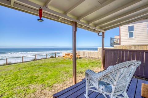 Cabana J House in Devils Lake