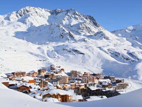 Appartement rénové pour 2 avec WiFi au centre de Val Thorens, proche pistes et commerces - FR-1-637-71 Apartment in Val Thorens