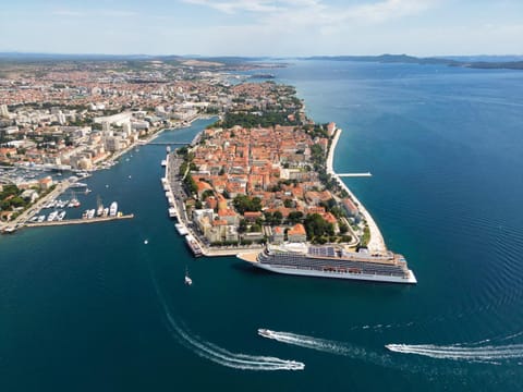 Day, Natural landscape, Bird's eye view, City view, Sea view