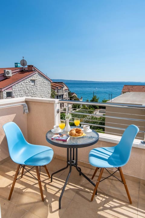 Balcony/Terrace, Decorative detail, Sea view